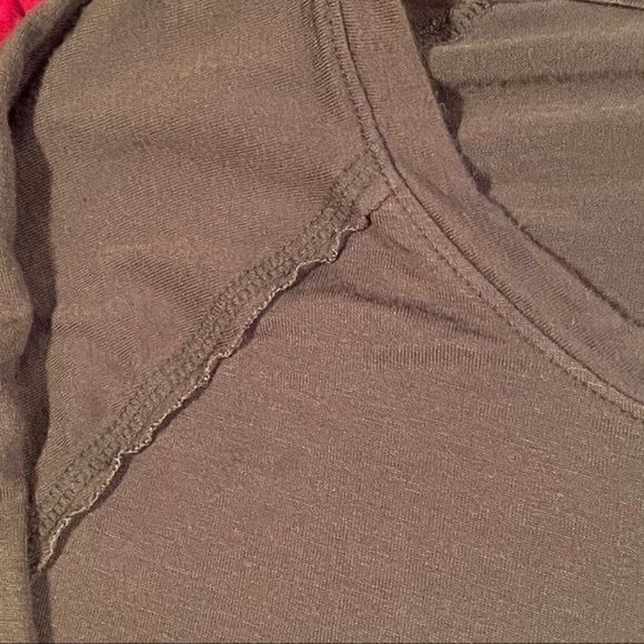 TWO No Boundaries top Size 11/13 Juniors SUPER Soft Long-Sleeve Brown & gold EUC - Picture 5 of 14